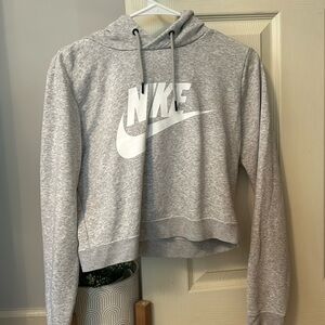 Nike women’s cropped hoodie!